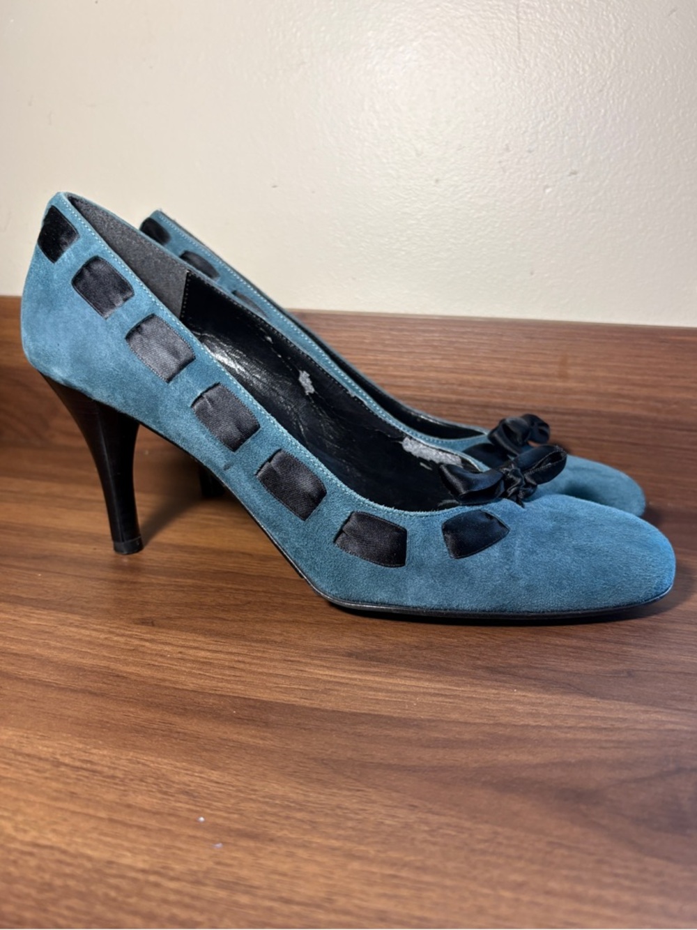 Massimo Baldi Italian-Made Blue Suede Heels Black Ribbon & Bow Women's Size 10 - Picture 7 of 15
